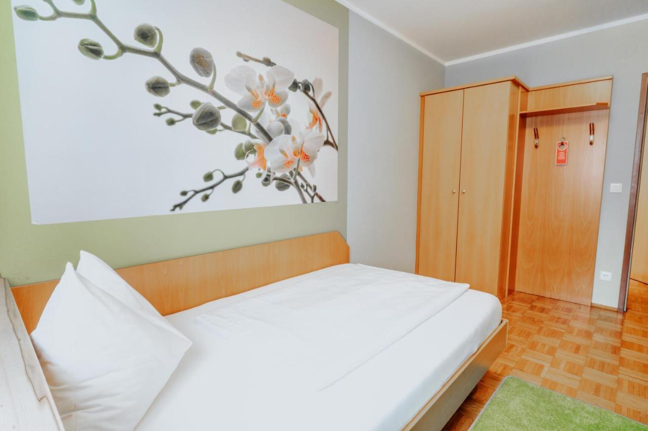 Am Kapuzinerplatz Hotel