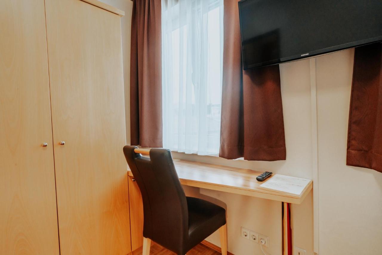 Am Kapuzinerplatz Hotel Knittelfeld