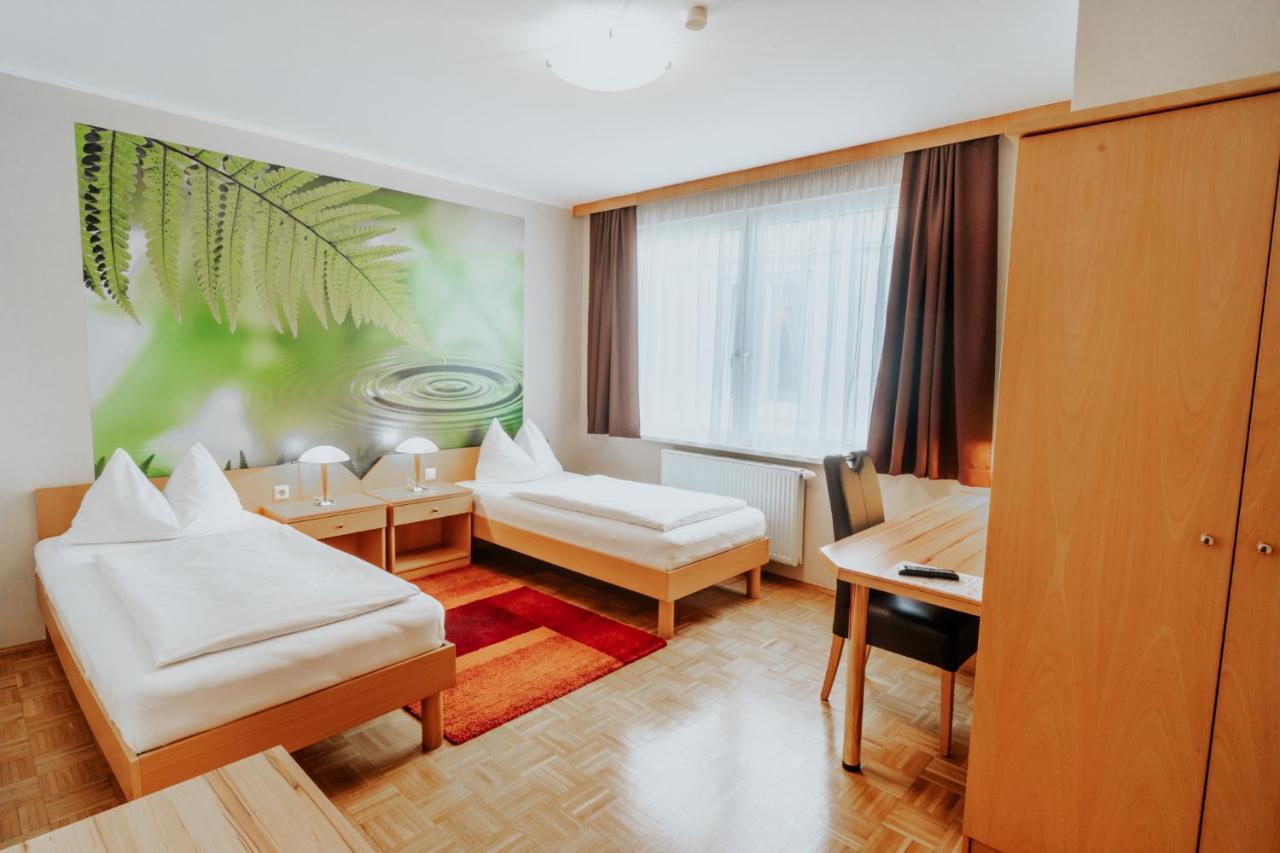 Hotel Am Kapuzinerplatz 4*
